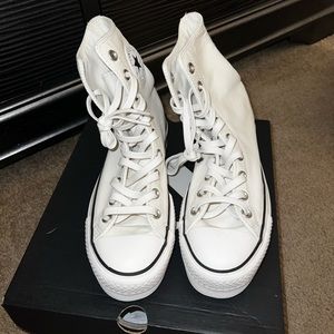 Platform Converse sneakers